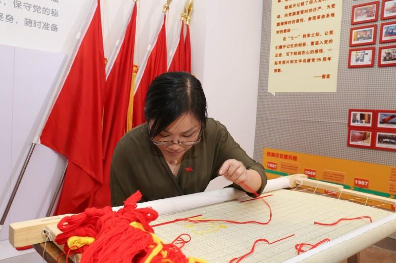 小猫钓鱼游戏龙王版有船